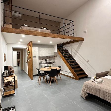 Apartamento Le Radici Di Parthenope Nápoles Exterior foto